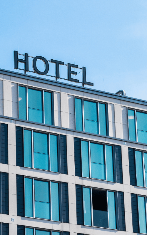 hotelová budova hotel, tržní cena hotelu, obchod, hotel experts